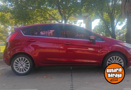 Autos - Ford Fiesta Titanium. 2016 Nafta 90000Km - En Venta