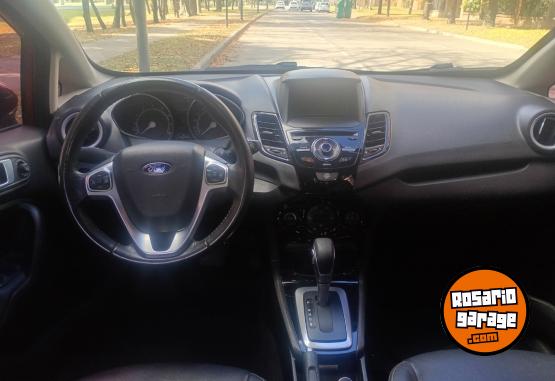 Autos - Ford Fiesta Titanium. 2016 Nafta 90000Km - En Venta