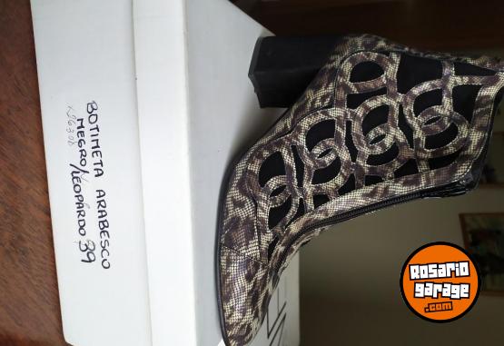 Indumentaria - Botas de cuero legítimo marca Dellasignoria - Talle 39 - En Venta