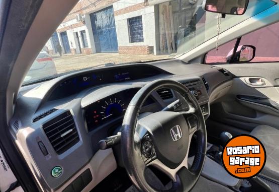 Autos - Honda Civic 2014 Nafta 218000Km - En Venta