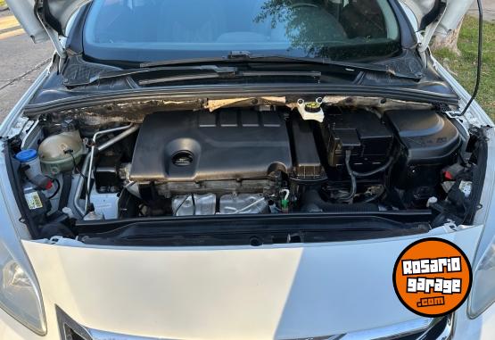 Autos - Peugeot 408 active 1.6 ( no thp) 2015 Nafta 122000Km - En Venta