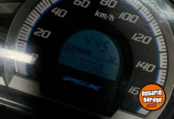 Motos - Honda PCX 2017 Nafta 43000Km - En Venta