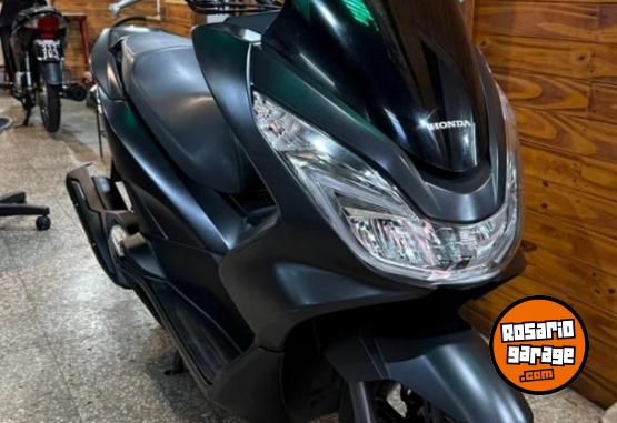 Motos - Honda PCX 2017 Nafta 43000Km - En Venta