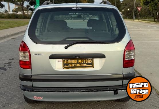 Autos - Chevrolet ZAFIRA 2.0 GLS 7 ASIENTOS 2010 GNC 195000Km - En Venta