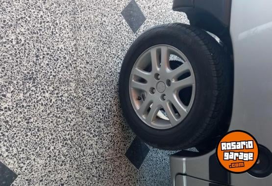 Utilitarios - Peugeot Partner confort HDI 2018 Diesel 52300Km - En Venta
