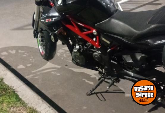 Motos - Benelli 300 tnt 2019 Nafta 32400Km - En Venta