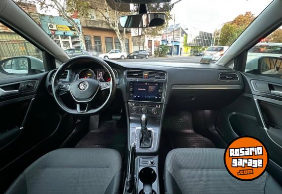 Autos - Volkswagen Golf Comfortline DSG 2019 Nafta  - En Venta