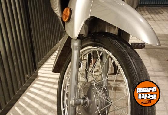Motos - Keller Cronos 110 2024 Nafta 6000Km - En Venta