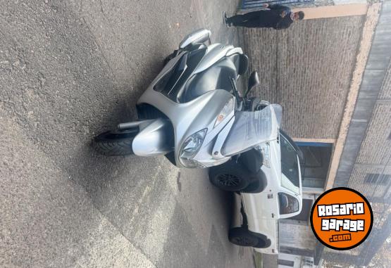 Motos - Yamaha MAJESTY 400 2008 Nafta 42000Km - En Venta