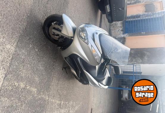 Motos - Yamaha MAJESTY 400 2008 Nafta 42000Km - En Venta