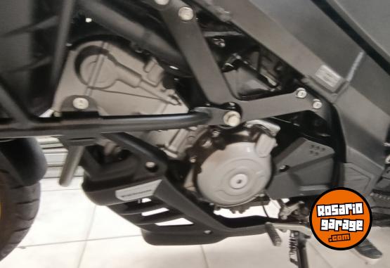 Motos - Suzuki Vstrom 2017 Nafta 6200Km - En Venta