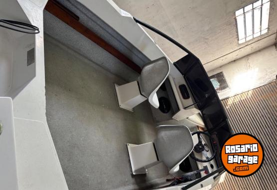 Embarcaciones - Lancha campanili explorer open 440 - En Venta