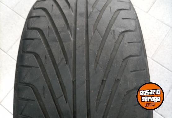 Accesorios para Autos - Cubierta 225-45 R17 - En Venta