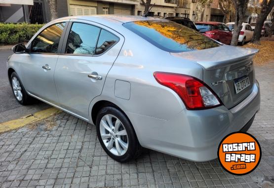 Autos - Nissan Versa Advance Pure drive 2020 Nafta 82000Km - En Venta