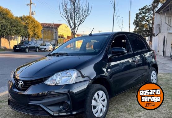 Autos - Toyota Etios 2023 Nafta 55000Km - En Venta