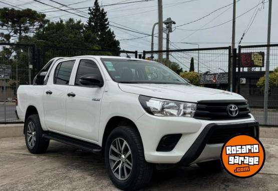 Camionetas - Toyota Hilux 2020 Diesel 19000Km - En Venta