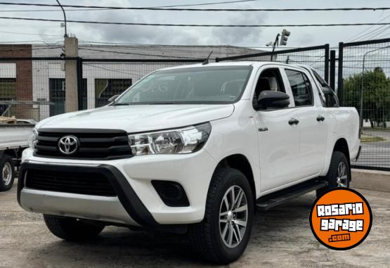 Camionetas - Toyota Hilux 2020 Diesel 19000Km - En Venta