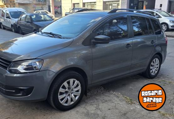 Autos - Volkswagen Suran 2012 GNC 98000Km - En Venta