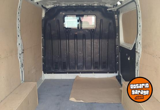 Utilitarios - Renault master 2017 Diesel 300000Km - En Venta
