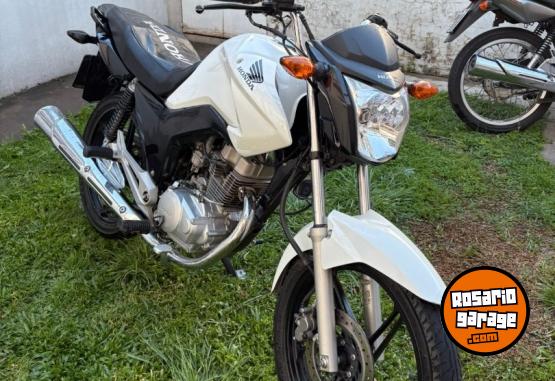 Motos - Honda New titan 2017 Nafta 28000Km - En Venta