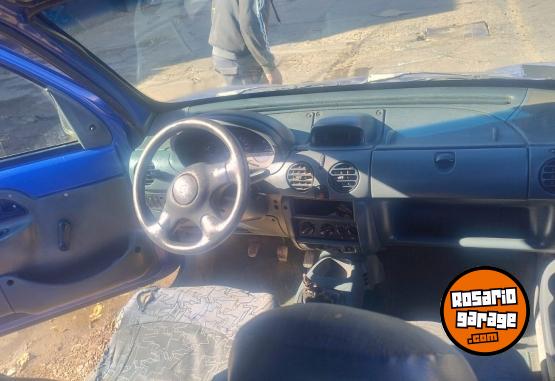 Utilitarios - Renault Kangoo 2000 Diesel 300000Km - En Venta