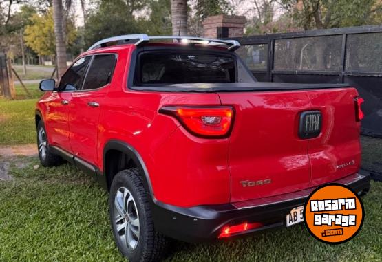 Camionetas - Fiat Toro Volcano 2017 Diesel 138000Km - En Venta