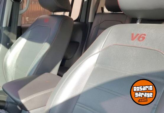 Camionetas - Volkswagen AMAROK CONFORT 3.0 TDI 2018 Diesel 157500Km - En Venta