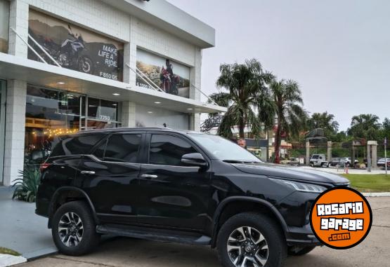 Camionetas - Toyota 2.8 Tdi Diamond 4X4 6At 7 2022 Nafta 76000Km - En Venta