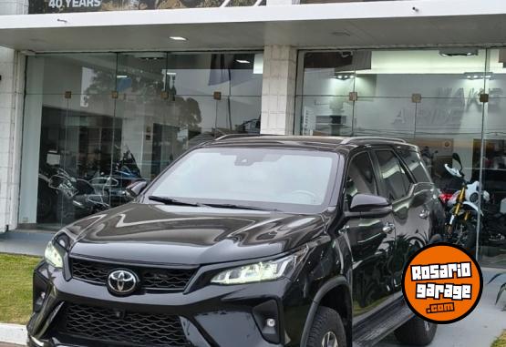 Camionetas - Toyota 2.8 Tdi Diamond 4X4 6At 7 2022 Nafta 76000Km - En Venta