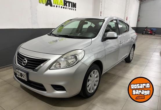Autos - Nissan Versa 2013 Nafta 129000Km - En Venta
