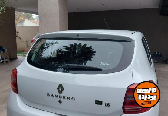 Autos - Renault Sandero 2017 Nafta 98000Km - En Venta
