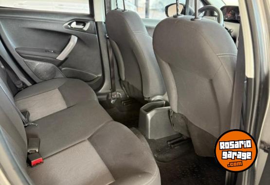 Autos - Peugeot 208 2017 Nafta 75000Km - En Venta