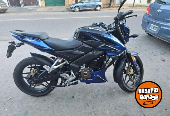 Motos - Bajaj Rouser NS 200 2015 Nafta 10000Km - En Venta