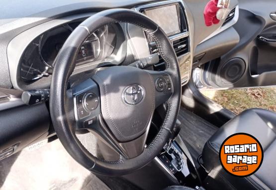 Autos - Toyota Yaris 2023 Nafta 55000Km - En Venta