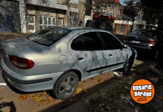 Autos - Renault megane 1  tdi 2004 Diesel 290000Km - En Venta