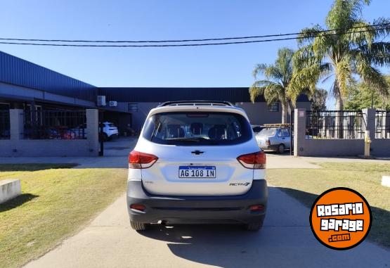 Autos - Chevrolet Spin Activ 1.8N AT 2023 Nafta 65000Km - En Venta
