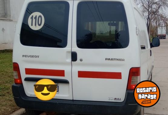 Utilitarios - Peugeot PARTNER 2012 Nafta 194000Km - En Venta