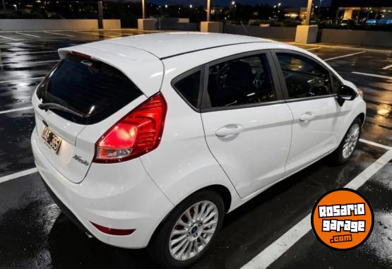 Autos - Ford FIESTA 2014 Nafta 140000Km - En Venta