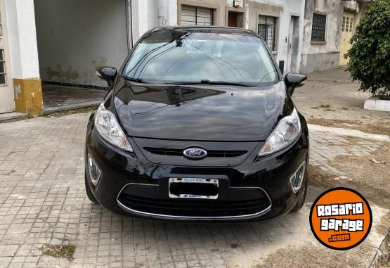 Autos - Ford Fiesta Kinetic 2013 Nafta 160000Km - En Venta