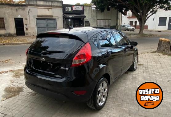 Autos - Ford Fiesta Kinetic 2013 Nafta 160000Km - En Venta