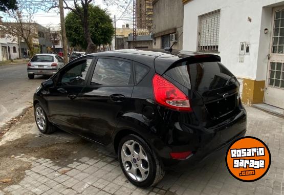 Autos - Ford Fiesta Kinetic 2013 Nafta 160000Km - En Venta