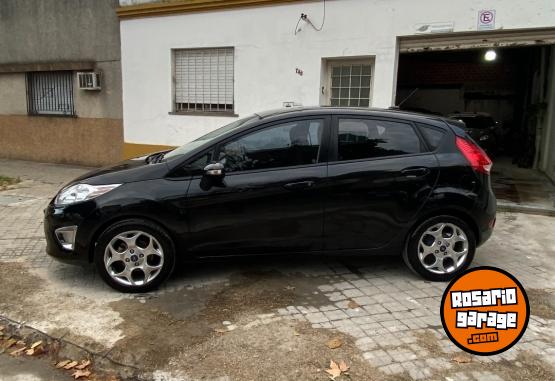Autos - Ford Fiesta Kinetic 2013 Nafta 160000Km - En Venta