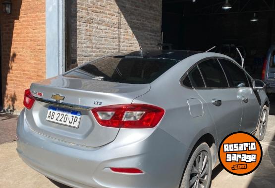 Autos - Chevrolet Cruze 4P 1.4 TURBO LTZ 2017 Nafta 124000Km - En Venta