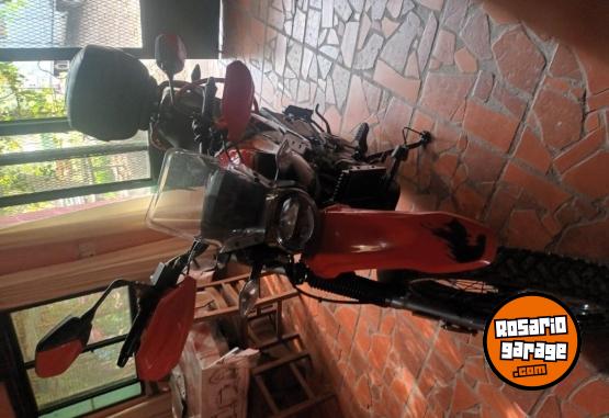 Motos - Hero Xpulse 200 2023 Nafta 12000Km - En Venta