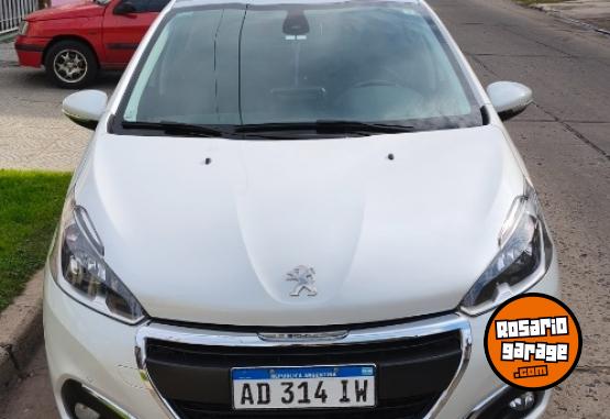Autos - Peugeot 208 Feline 2018 Nafta 60000Km - En Venta