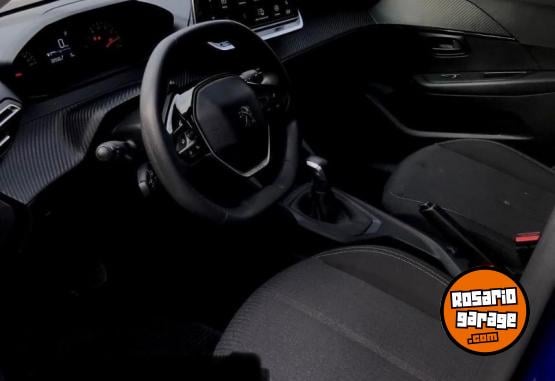 Autos - Peugeot Peugeot 208 2023 Nafta 30000Km - En Venta