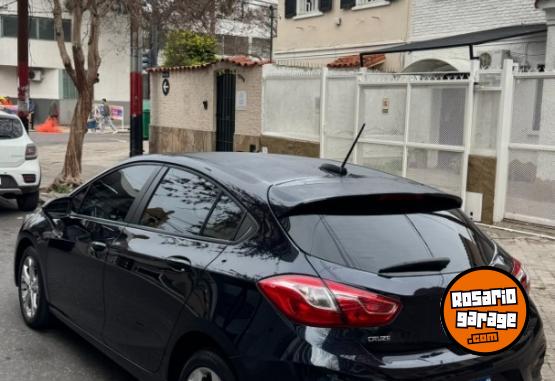 Autos - Chevrolet Cruze LT 2023 Nafta 43000Km - En Venta