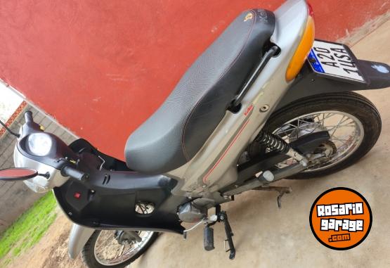 Motos - Keller Cronos 2023 Nafta 27000Km - En Venta