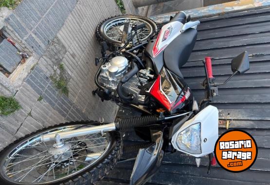 Motos - Motomel Skua 2023 Nafta 7000Km - En Venta