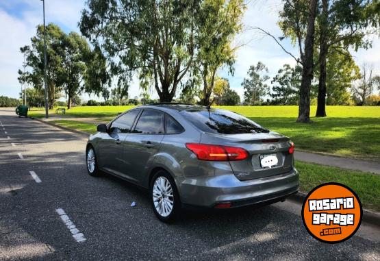 Autos - Ford Focus 2015 Nafta 113000Km - En Venta